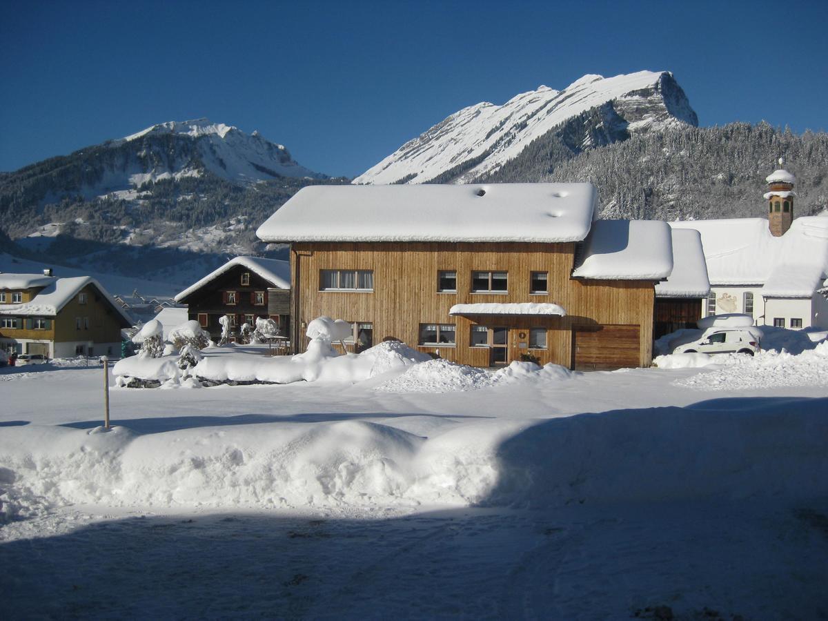 Haus Sonnseite Hotell Au (Vorarlberg) Exteriör bild