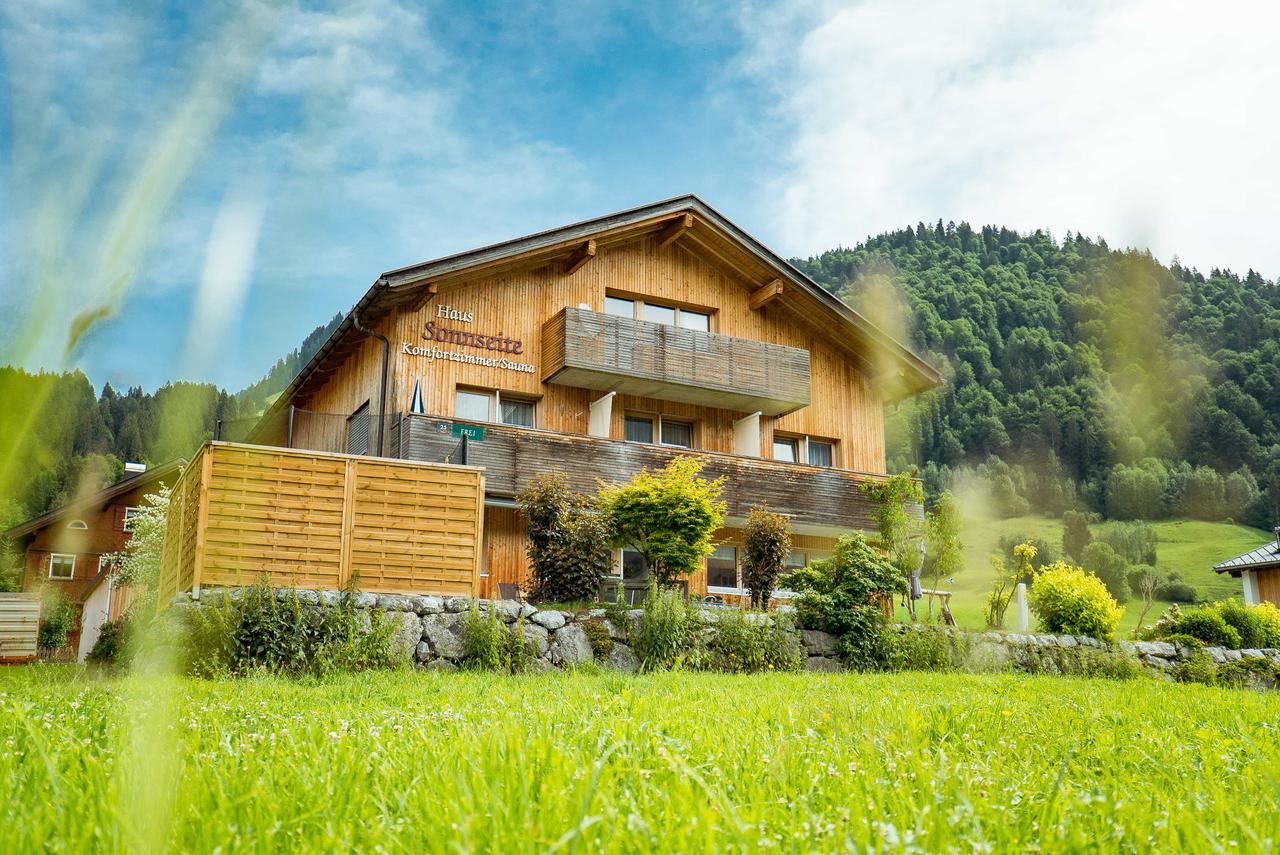 Haus Sonnseite Hotell Au (Vorarlberg) Exteriör bild