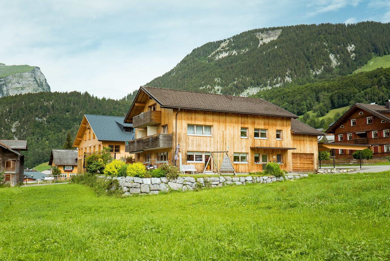 Haus Sonnseite Hotell Au (Vorarlberg) Exteriör bild